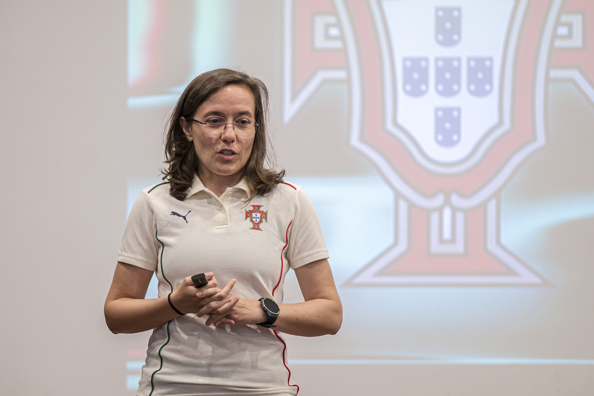 Rute Carvalho instrui treinadores(as) madeirenses